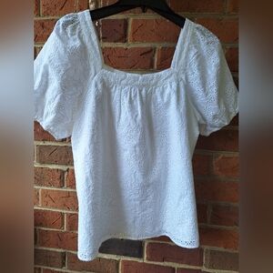 Like new - Loft Floral Eyelet Square Neck Top Size S （1051）